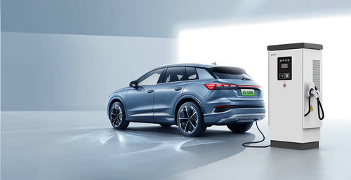 ایستگاه شارژ سریع الکتریکی 380kWh DC نصب شده در کف با دو اسلحه برای استفاده تجاری