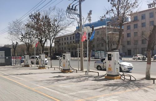 آخرین اخبار شرکت در مورد DOOR Energy راه‌اندازی راه‌حل‌های شارژ جهانی خودروهای برقی: شارژر خودروی سیار و شارژر خودروی برقی قابل حمل